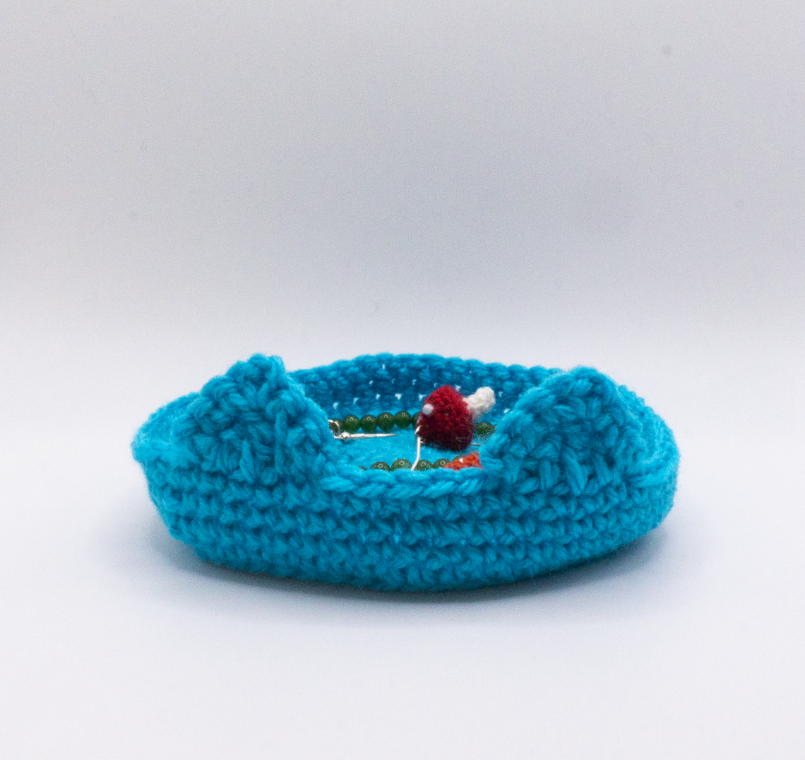 Crochet Cat Tray 4