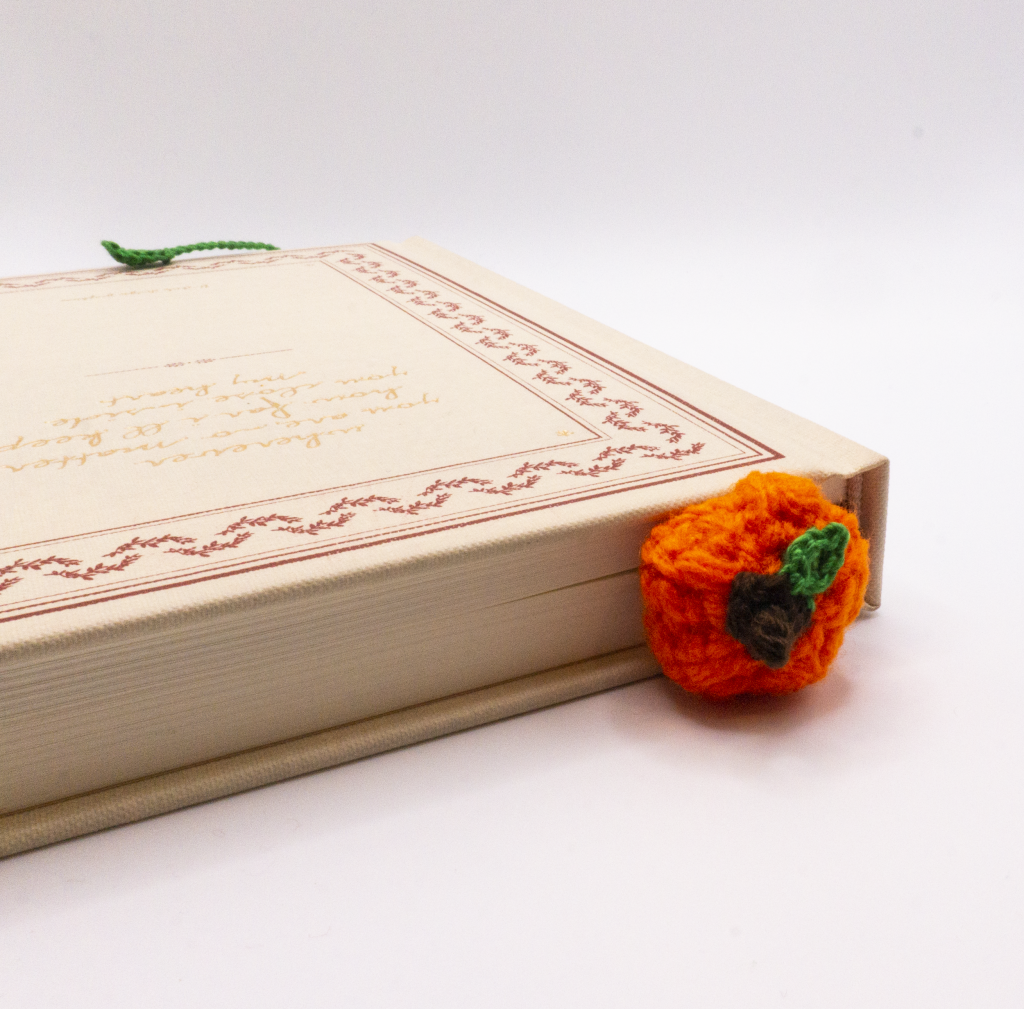 Crochet Pumpkin Bookmark 6