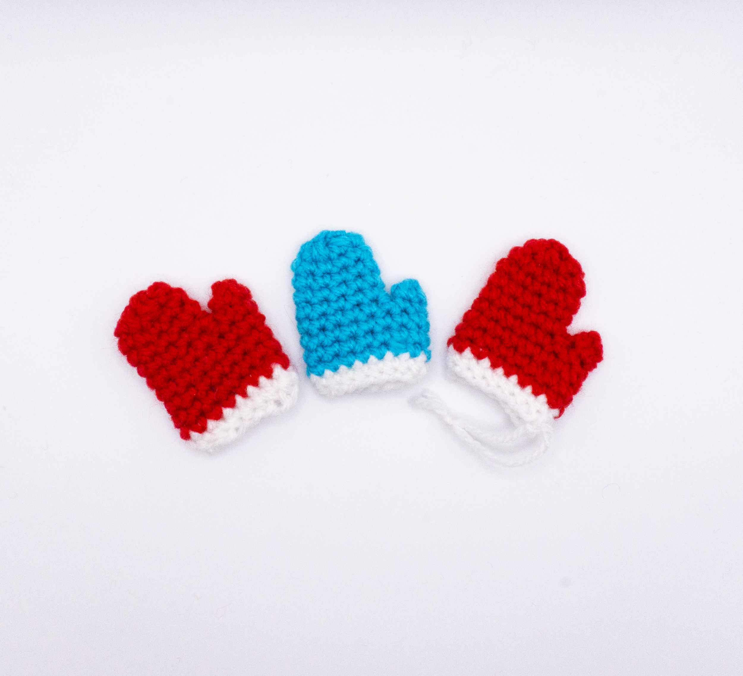Crochet Mitten Ornament 3