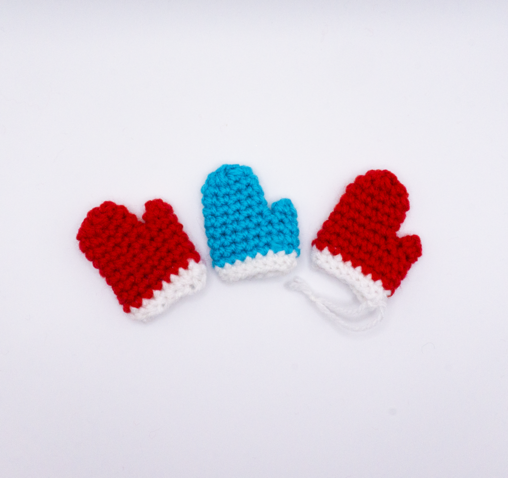 Crochet Mitten Ornament 2